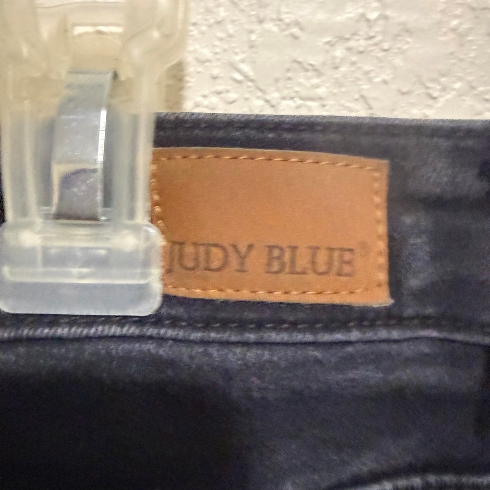 Judy Blue Black Distressed High Rise Boyfriend Jeans JB82161BK Size‎ 9/29 - Picture 12 of 16